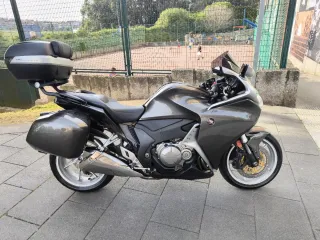 Honda VFR 1200 ABS Negra/Gris