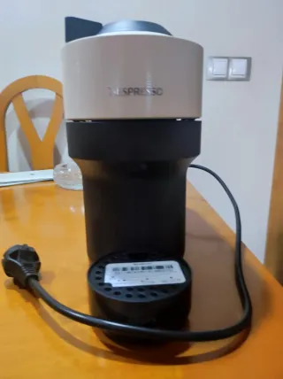 Cafetera Nespresso Vertuo Pop