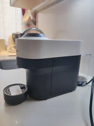 Cafetera Nespresso Vertuo Pop