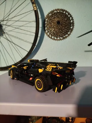 Bugatti Lego Technic W16.4