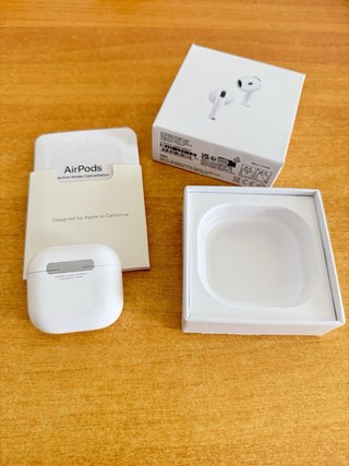 AirPods 4 con ANC