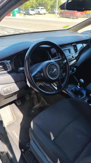 KIA Carens 2015