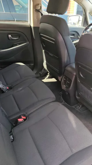 KIA Carens 2015