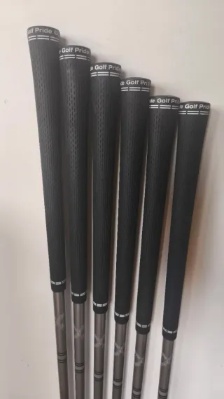 Set Hierros Srixon ZX4 Grafito Regular