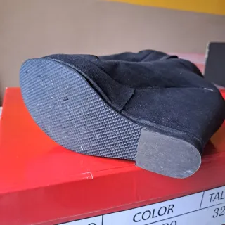 Botines niña plataforma negros