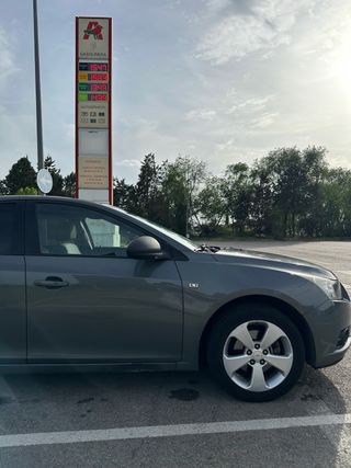 Chevrolet Cruze 2009 Berlina