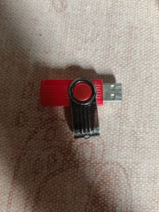 Pendrive Kingston Rojo