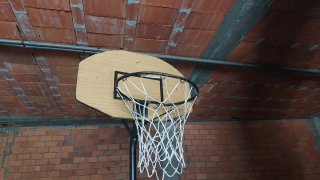 Canasta de baloncesto ajustable