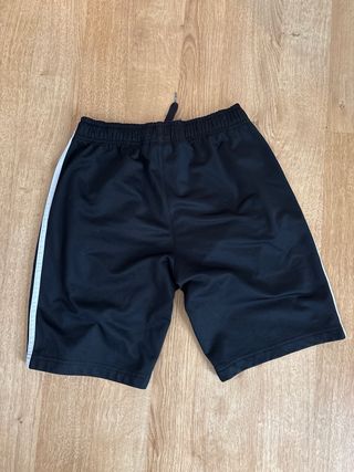 Pantalón corto deportivo Adidas negro (TALLA 14A)