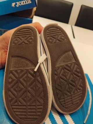 Converse niño talla 24