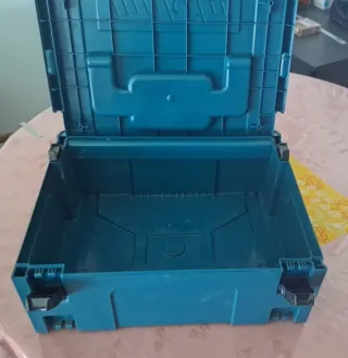 Cajas Makita