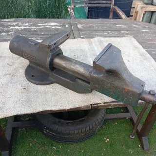 Tornillo 32kg LINCON 150