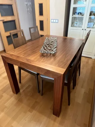 Mueble de comedor completo