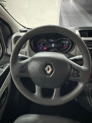 RENAULT TRAFIC 2019
