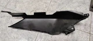 Cachas Laterales Yamaha XMAX 125 (16)