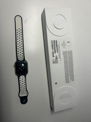 Apple Watch Series 8 GPS + Cellular