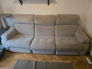 Sofá abatible con motores + puff