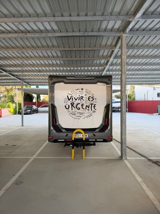 Alquiler de plazas de parking con tejado