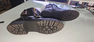 Botas mujer negras con cremallera y hebillas