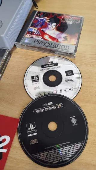 Console PlayStation 1 con Giochi