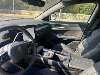 RENAULT RAFALE E-TECH ATELIER ALPINE 4X4 2025