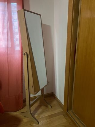 Espejo Joyero de Madera
