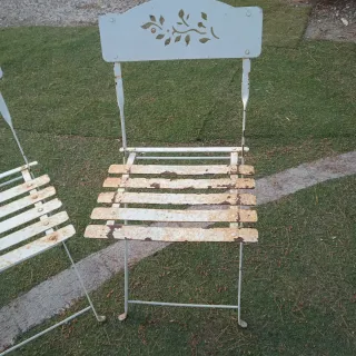 Juego de 2 Sillas de Hierro Blancas