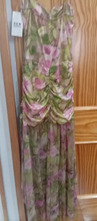 Vestido floral tipo corsé