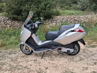 Peugeot 250 satelis IMPECABLE