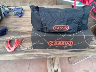 Grampones Cassin