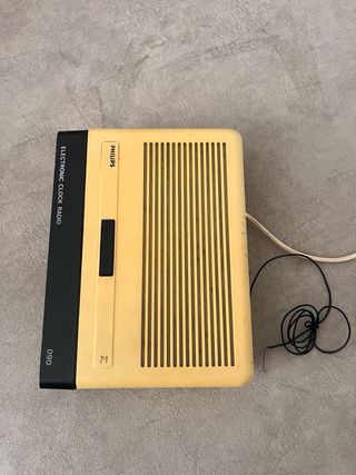 Radio despertador Philips vintage 090