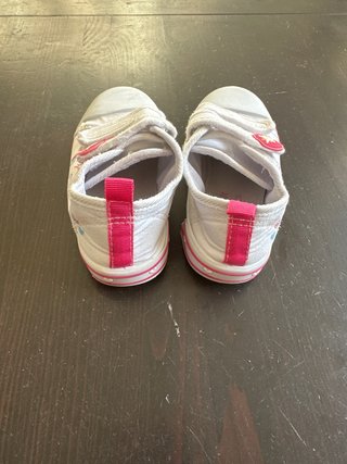 Zapatillas blancas talla 24