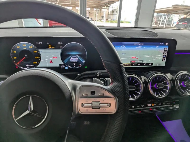 Mercedes-Benz GLB 2024, foto 13