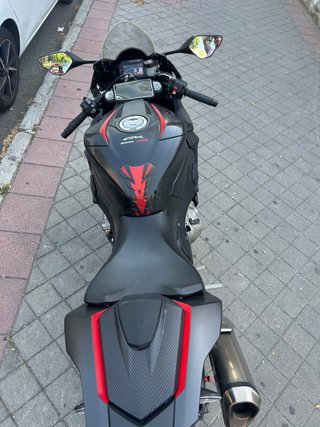 Honda CBR 1000RR Fireblade 2018 Vendo o cambio