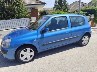 Renault Clio 2003
