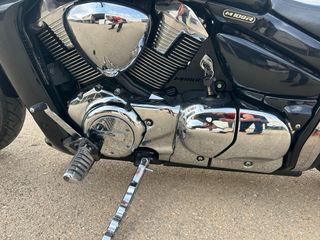 SUZUKI INTRUDER 1800r. 2010