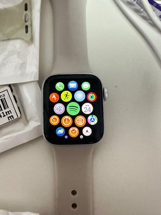 Apple Watch SE 40mm Plata + accesorios