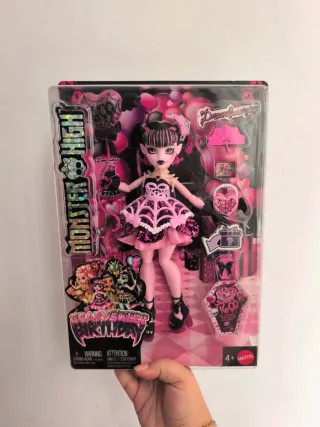Monster High Draculaura Scary Sweet Birthday