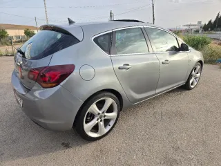 Opel Astra 2010