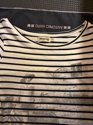 Camiseta rayas marineras con estampado