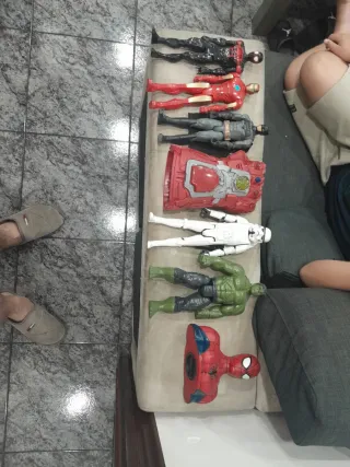 Figuras de acción de superhéroes