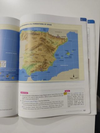 Inicia Geography 1.º ESO. Student's Book Volume...