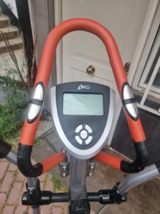 Máquina Elíptica Gimnasio
