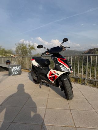 Aprilia SR 50 R