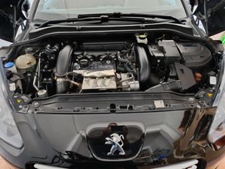 Peugeot RCZ 2014