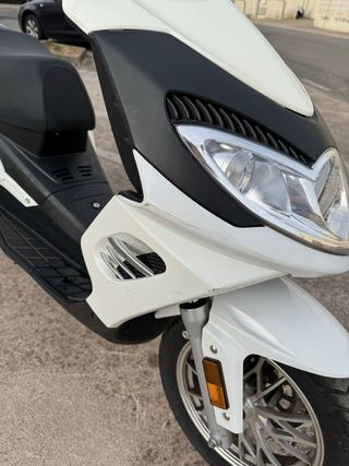 Scooter eléctrica EFUN LIPO 125
