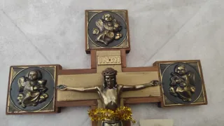 Crucifijo Madera y Bronce Antiguo