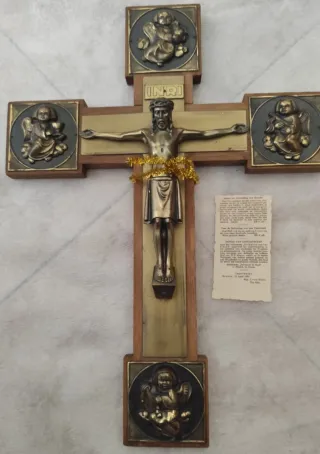 Crucifijo Madera y Bronce Antiguo