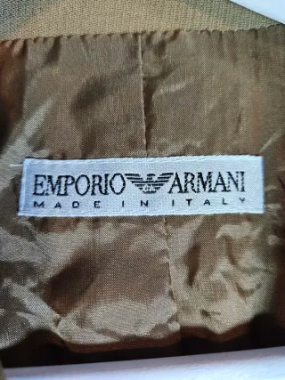 Chaqueta Emporio Armani Mujer - Estilo Minimalista
