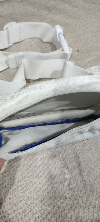 Riñonera Reebok Blanca